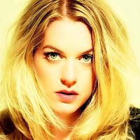 Jo Harman at The Stables